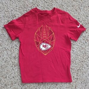Kids Nike Kansas City Chiefs Red T-shirt, Size 7